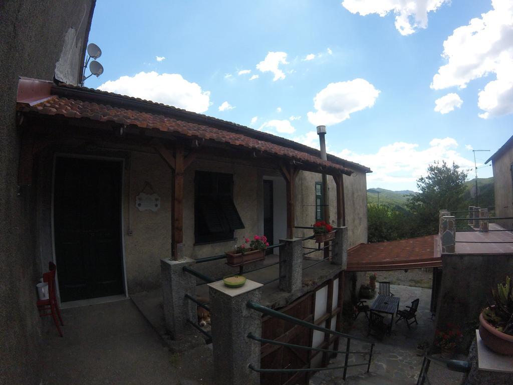 Agriturismo Dei Legi San Pietro Vara Екстер'єр фото
