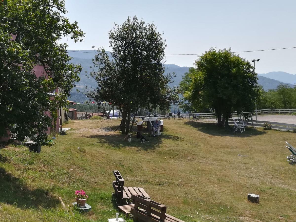 Agriturismo Dei Legi San Pietro Vara Екстер'єр фото